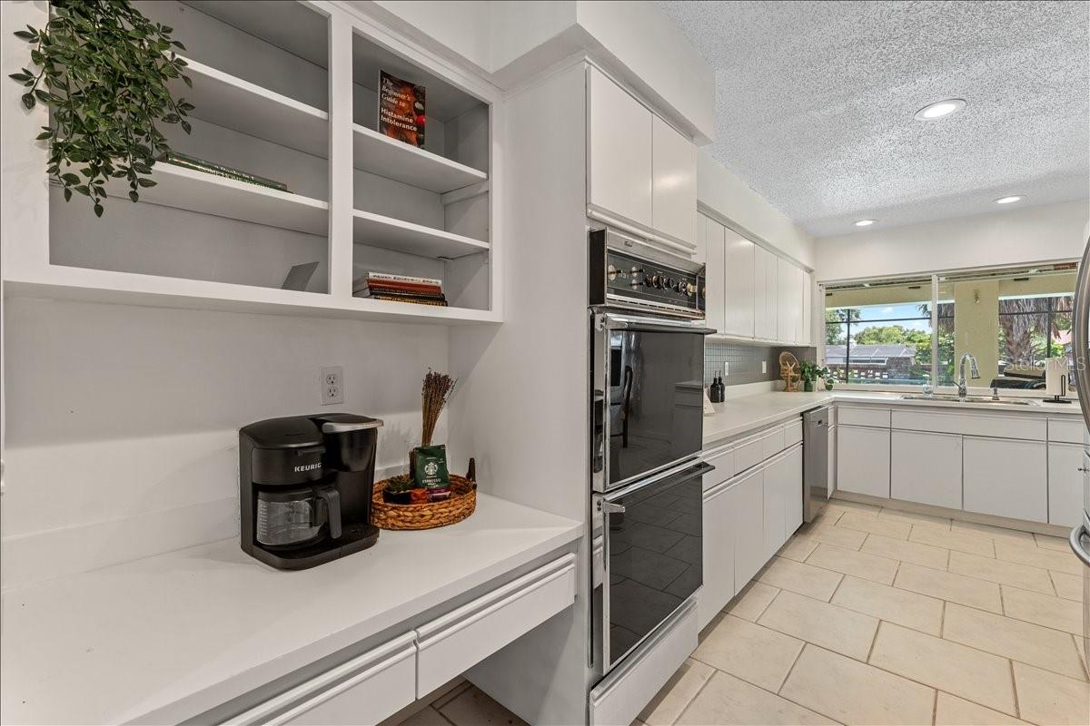 BARRINGTON OAKS WEST - Residential