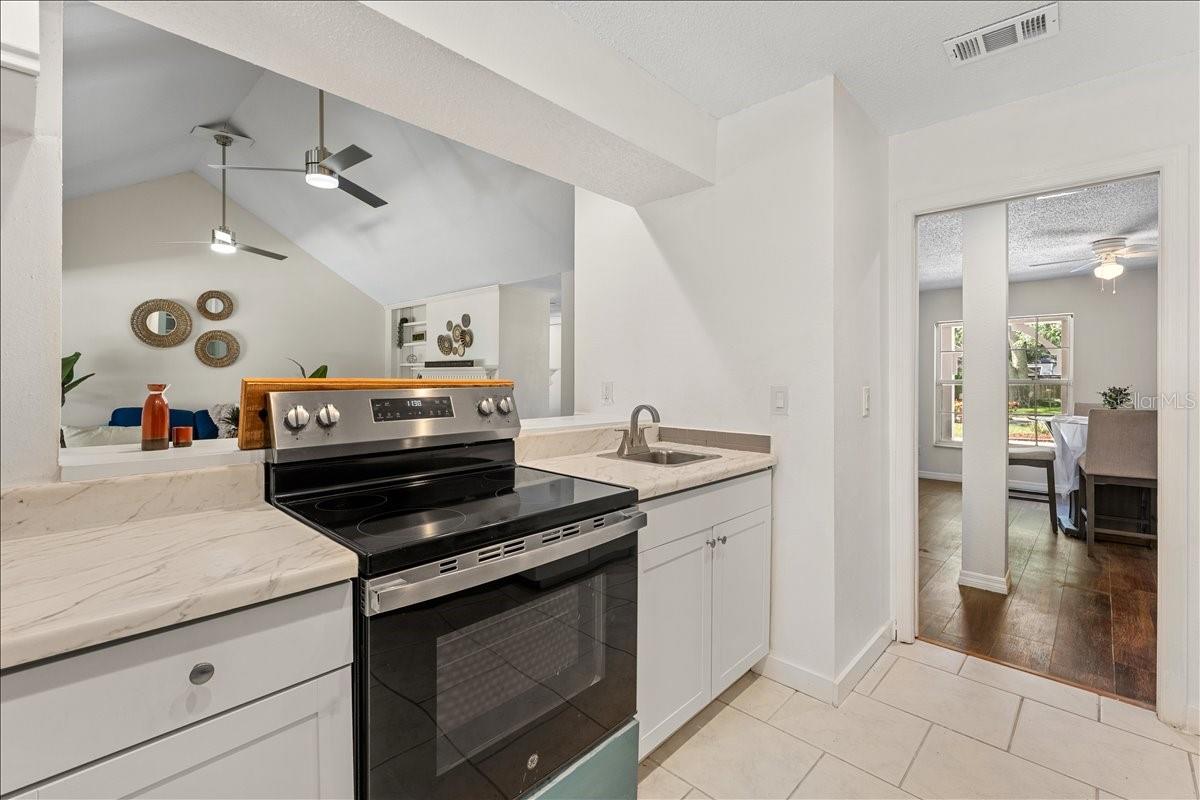 BARRINGTON OAKS WEST - Residential