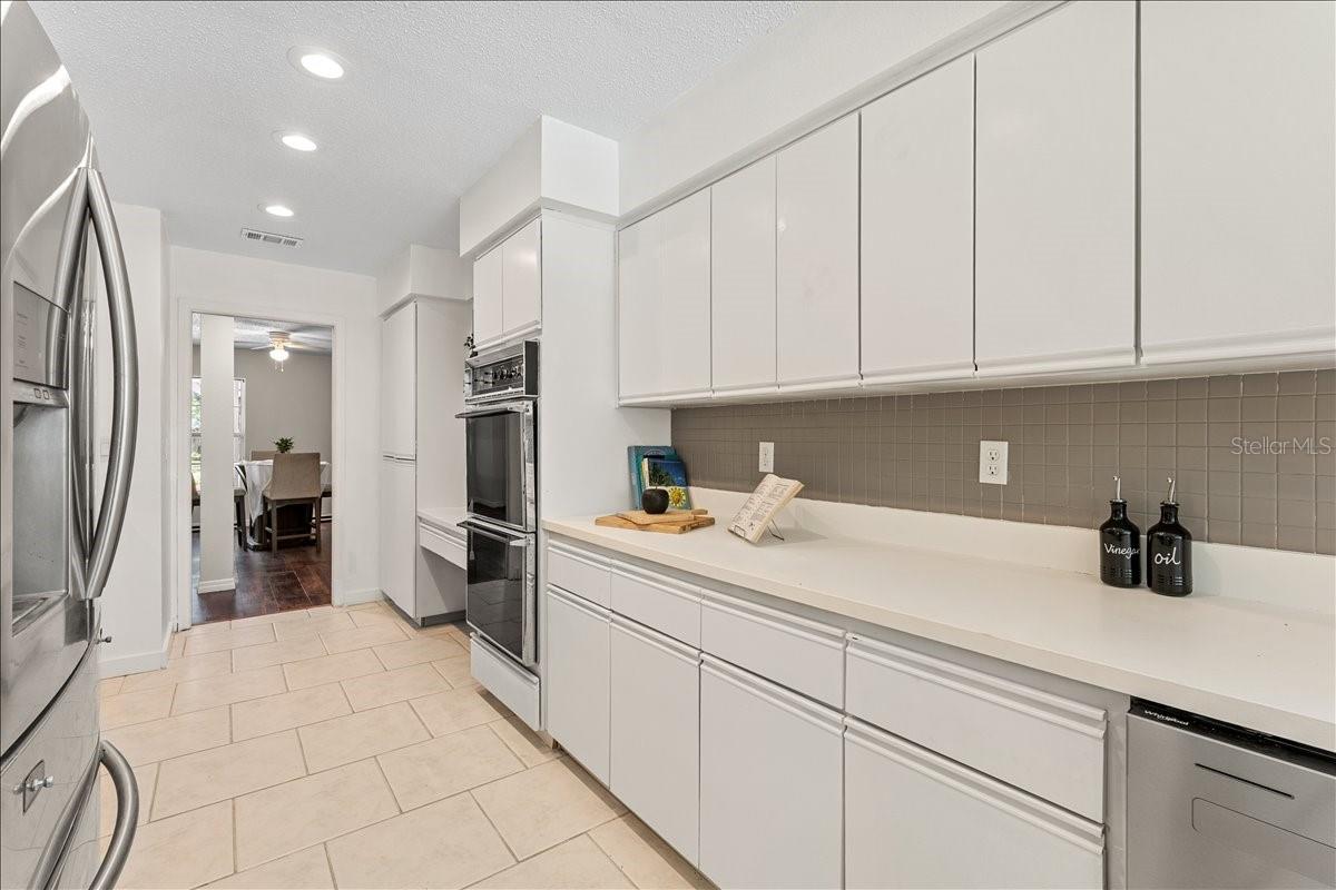 BARRINGTON OAKS WEST - Residential