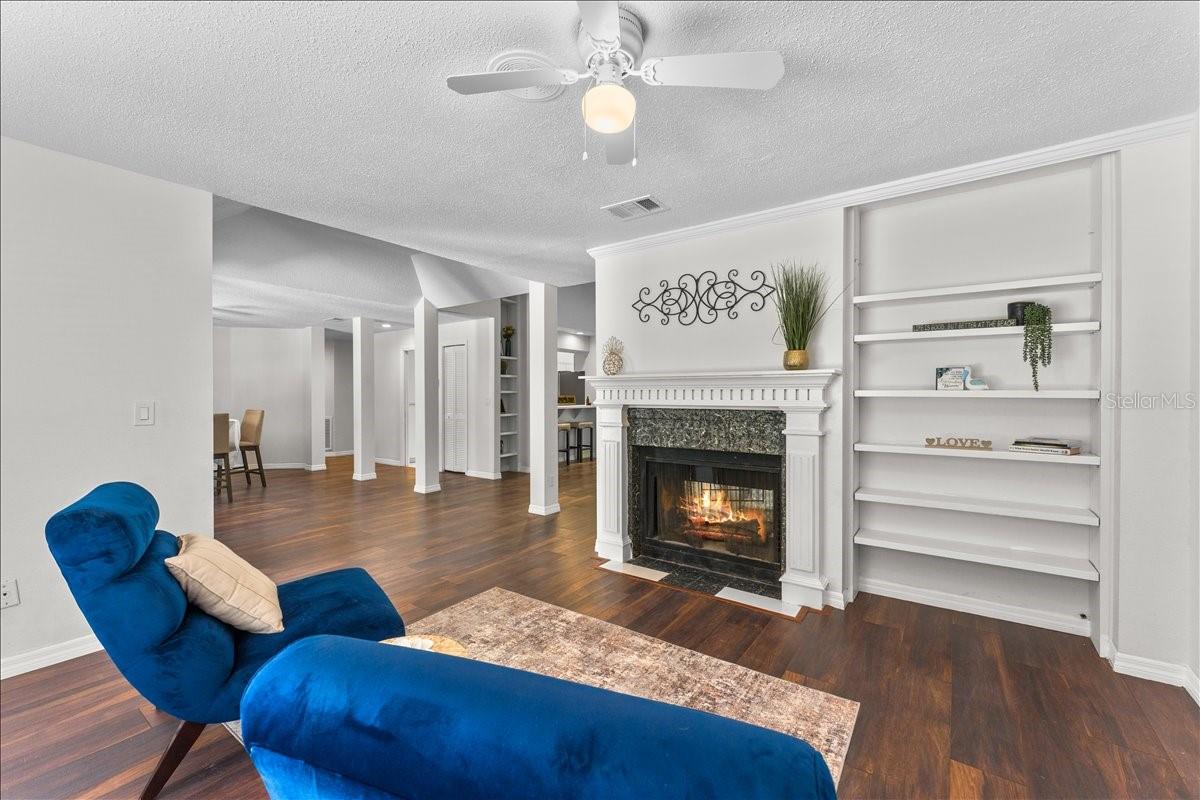 BARRINGTON OAKS WEST - Residential