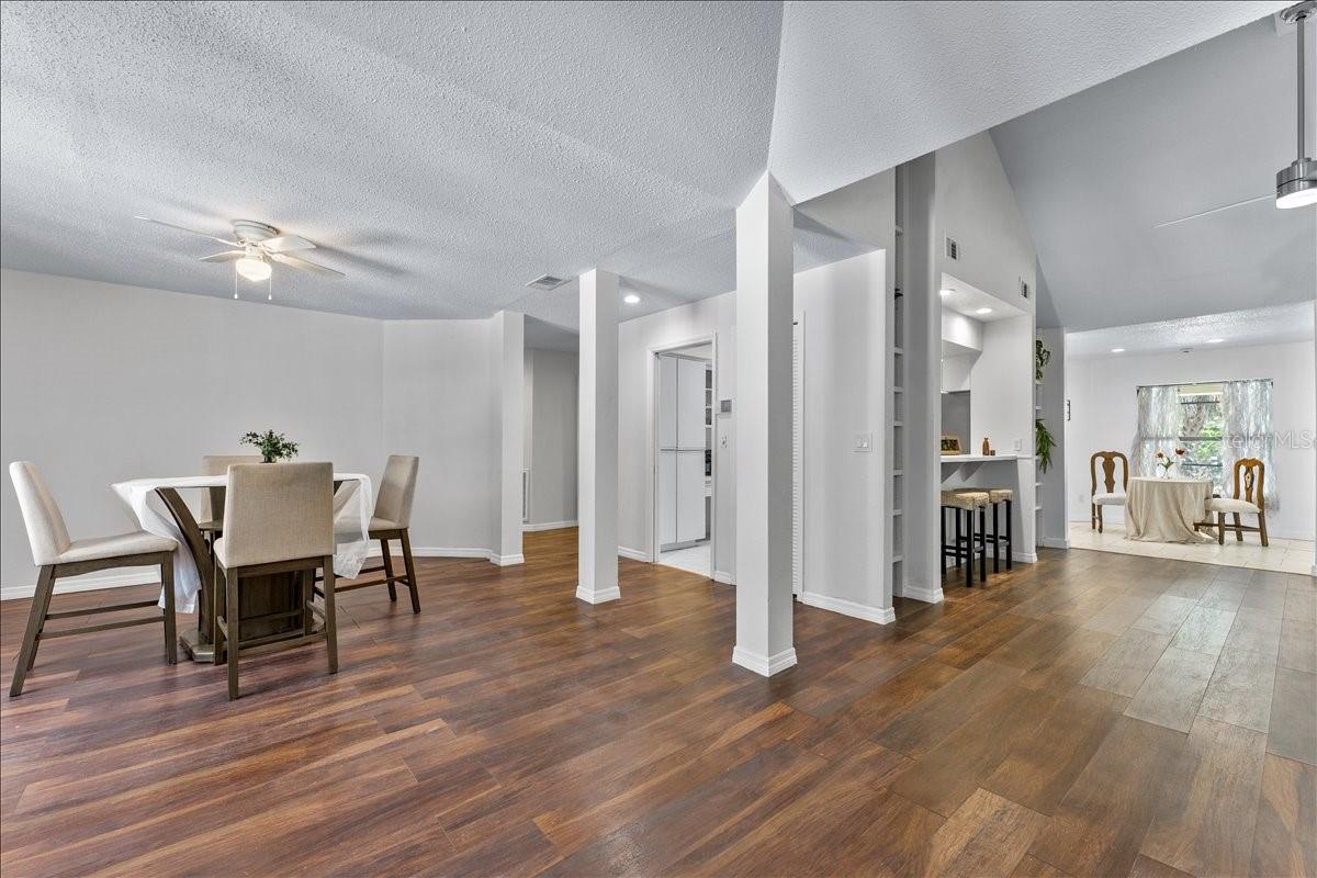BARRINGTON OAKS WEST - Residential