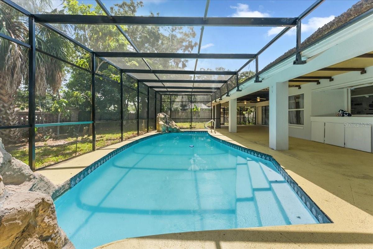 BARRINGTON OAKS WEST - Residential