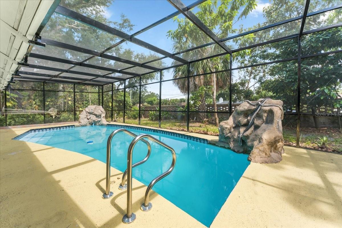 BARRINGTON OAKS WEST - Residential