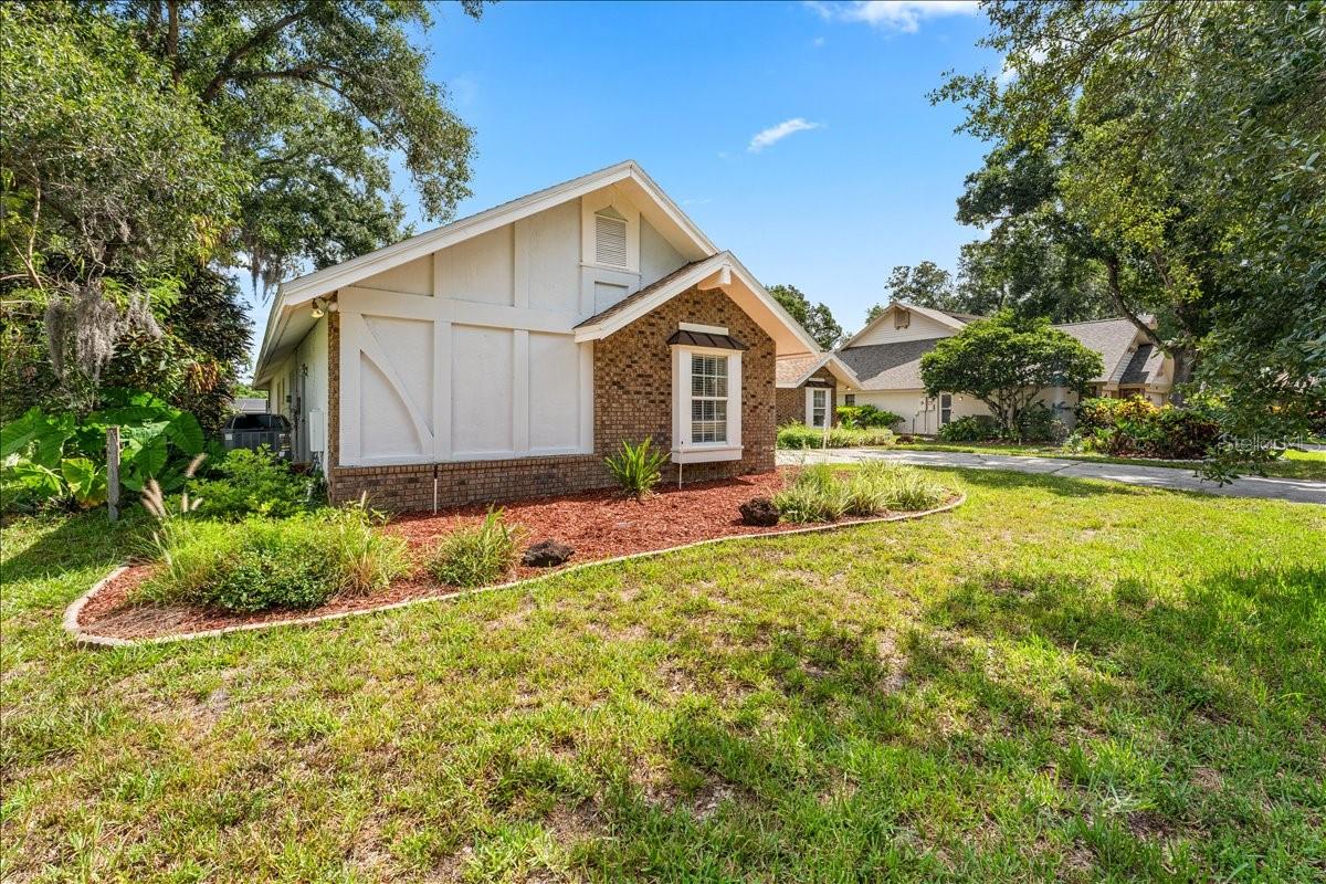 BARRINGTON OAKS WEST - Residential