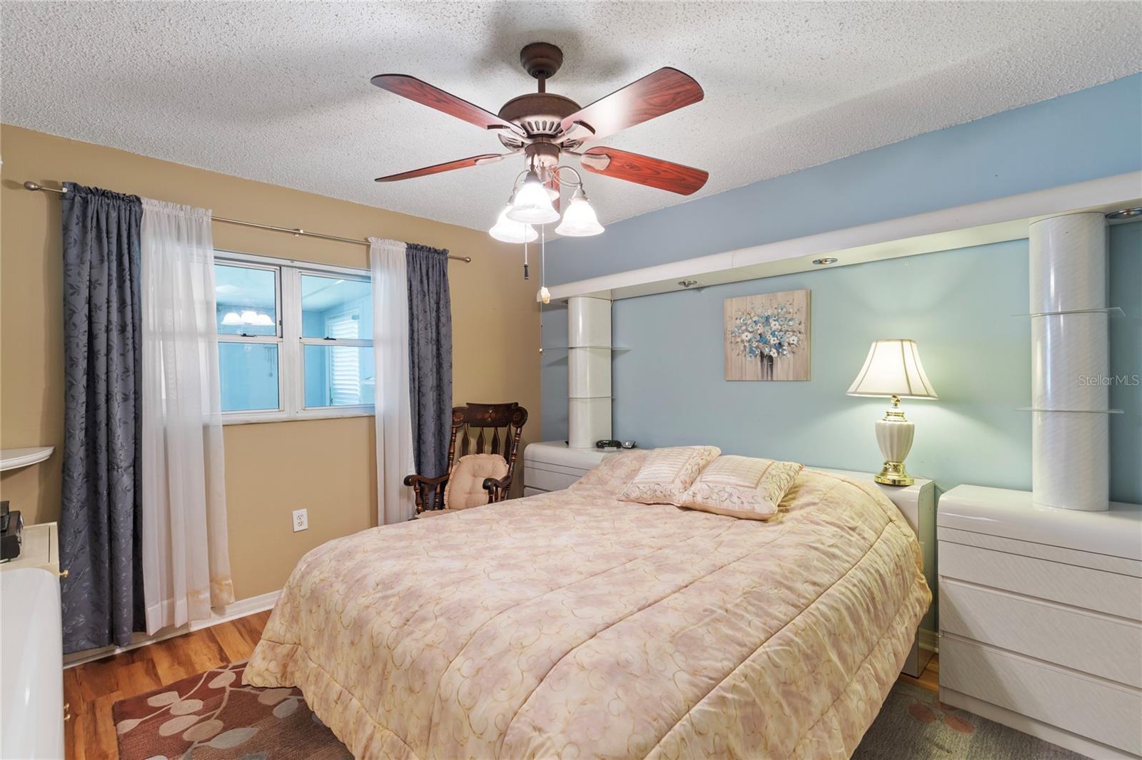 PARADISE POINTE WEST - Residential
