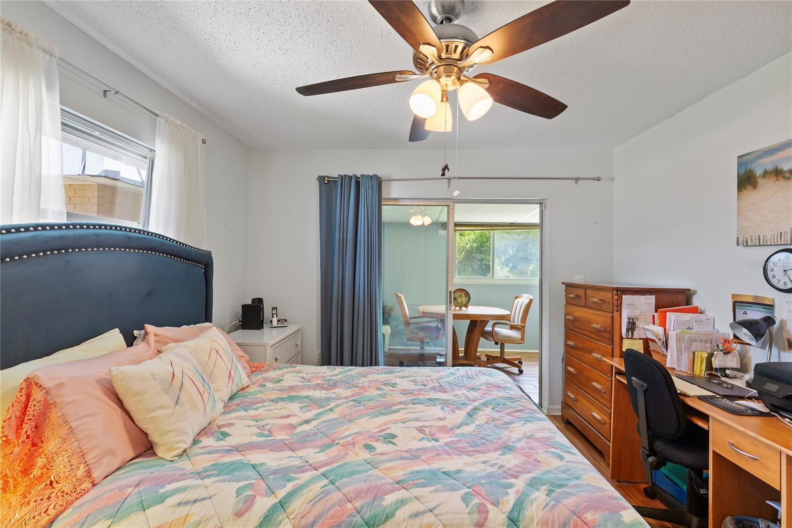 PARADISE POINTE WEST - Residential