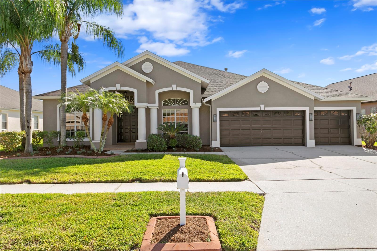 CROSS CREEK - Residential