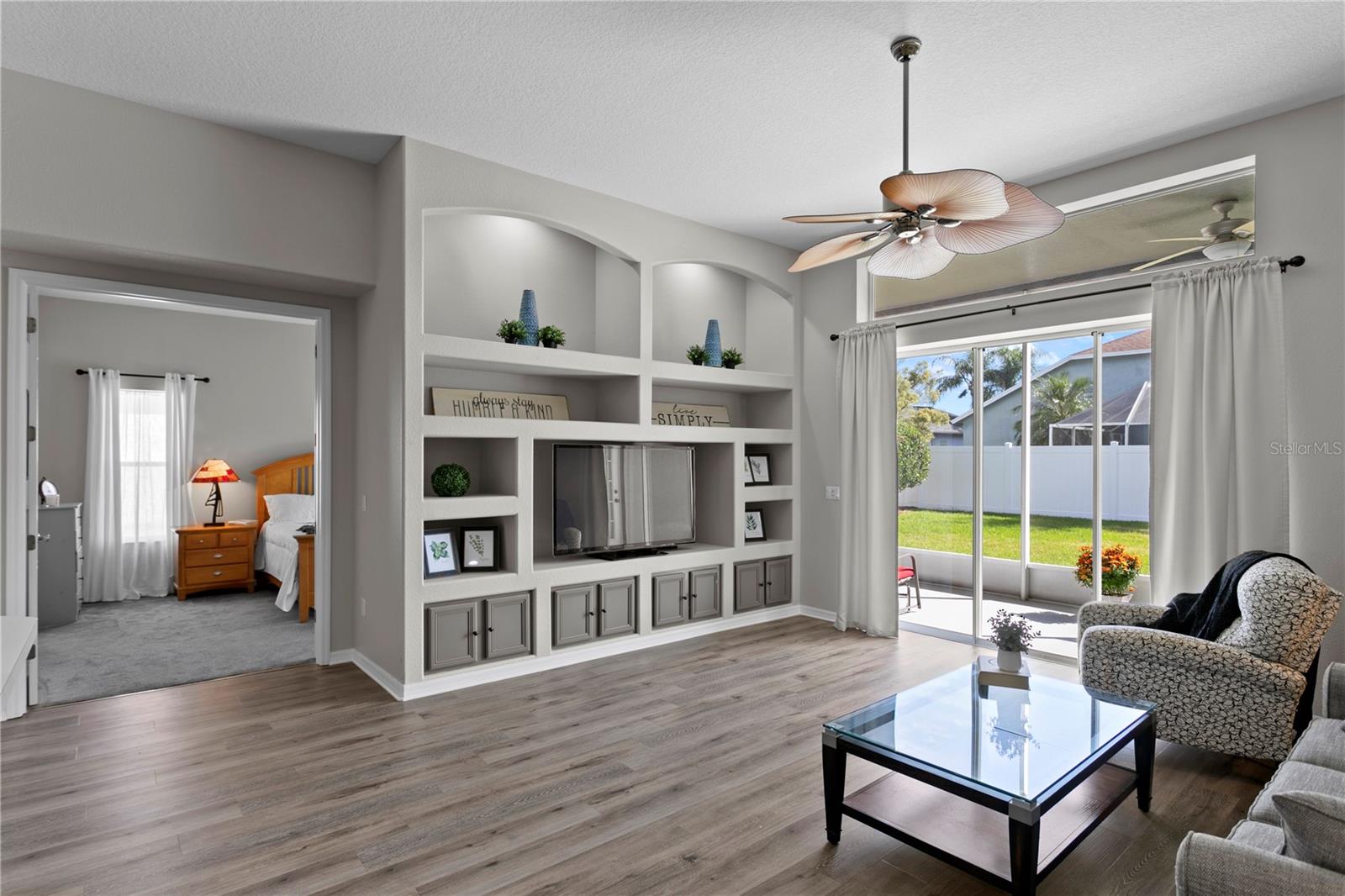 CROSS CREEK - Residential