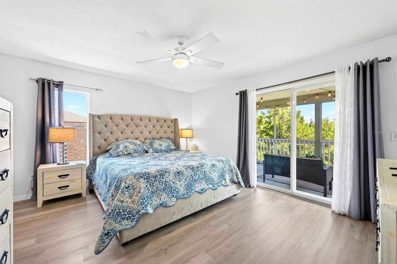 STONEYBROOK - Residential