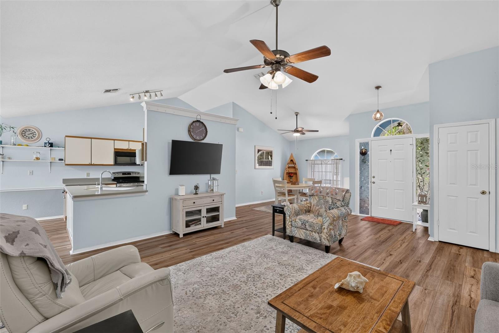 EUSTIS LAKE YALE LANDING SUB - Residential