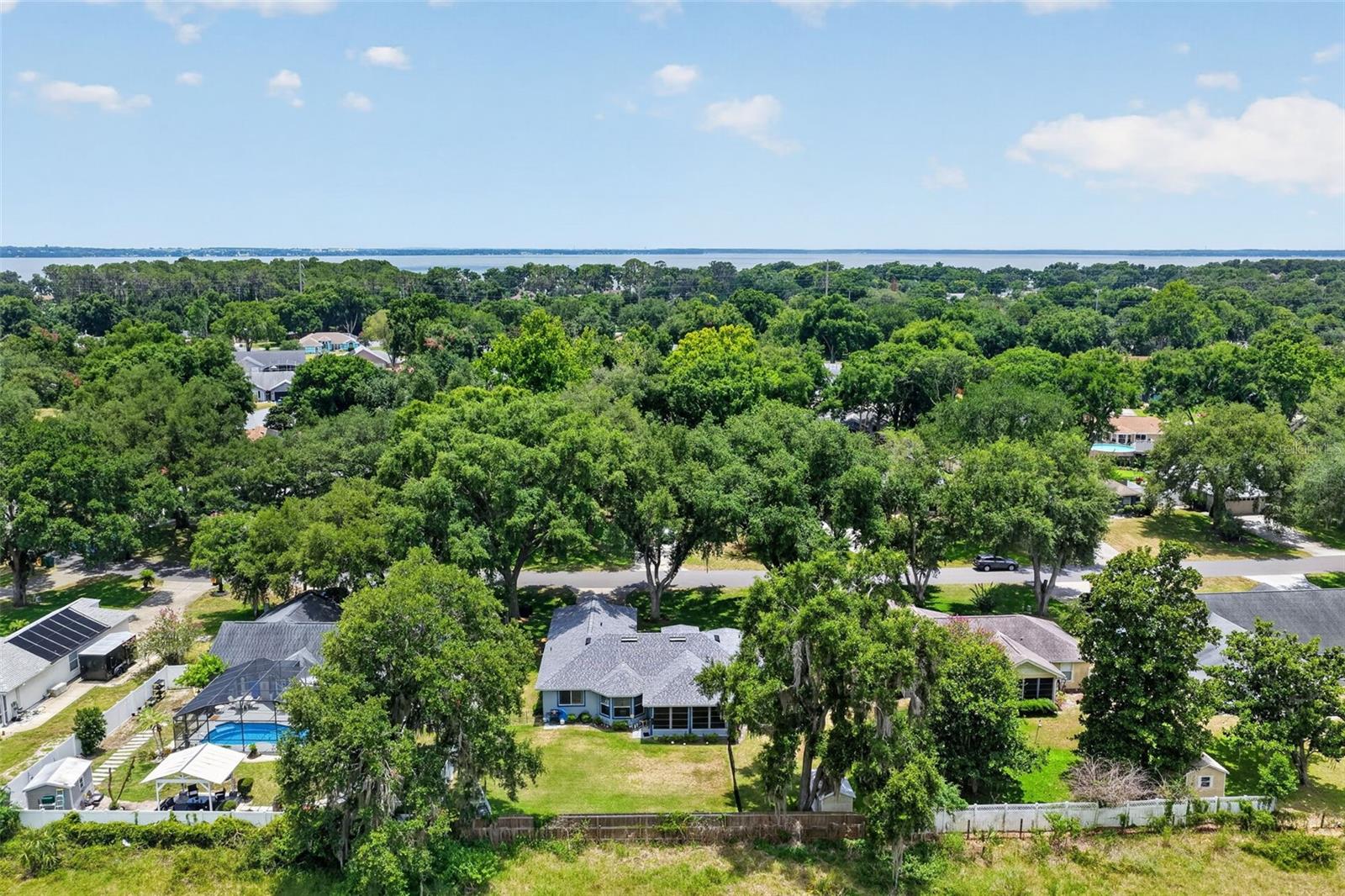 EUSTIS LAKE YALE LANDING SUB - Residential