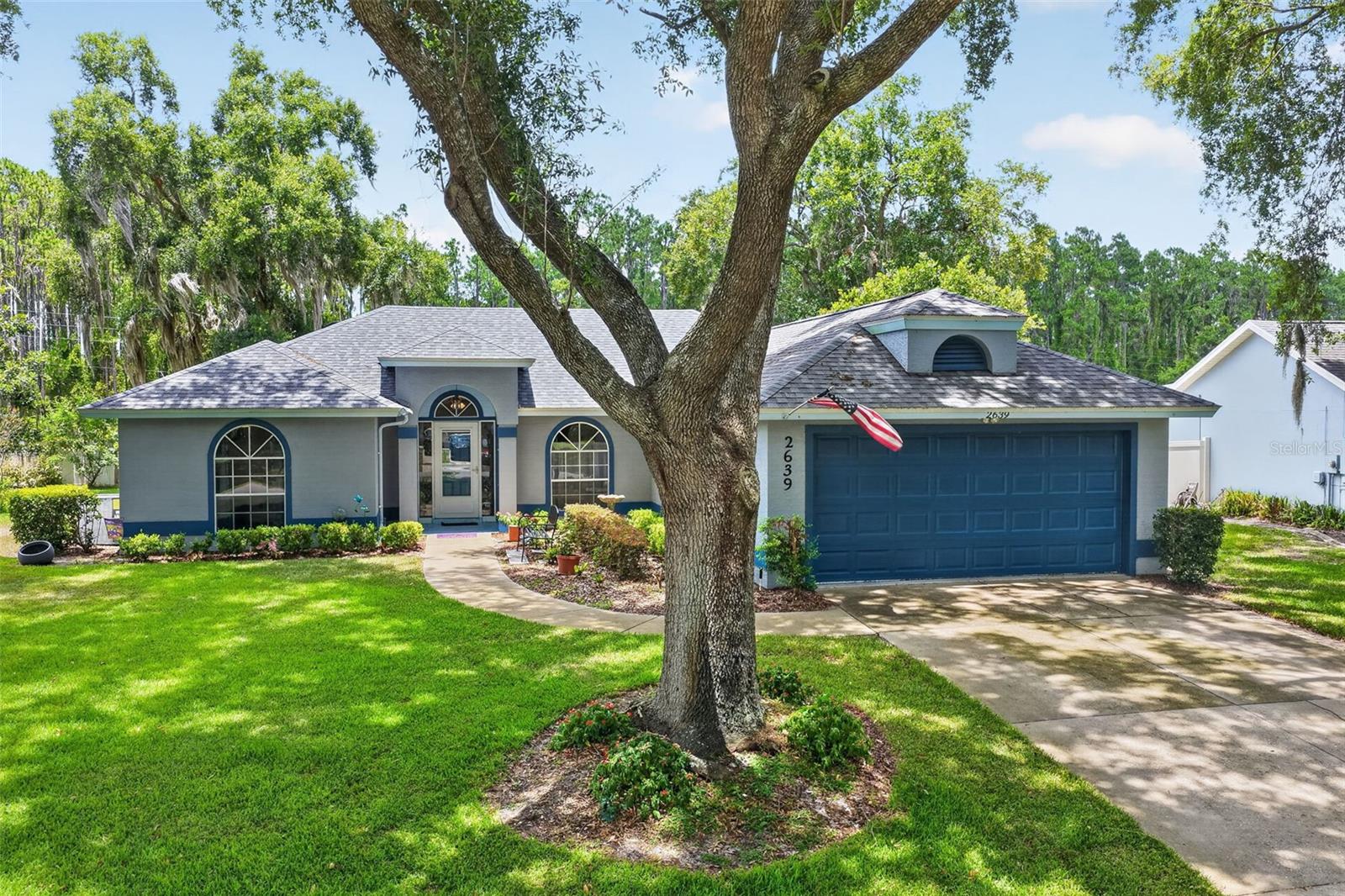EUSTIS LAKE YALE LANDING SUB - Residential
