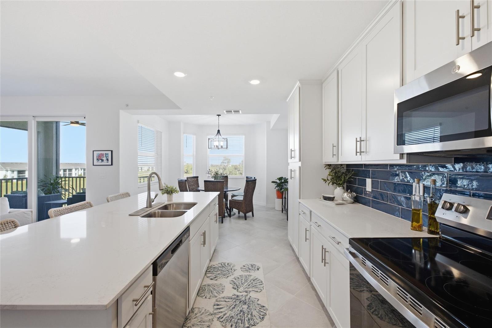 BUILDING 101/TER III/WELLEN PK - Residential Lease