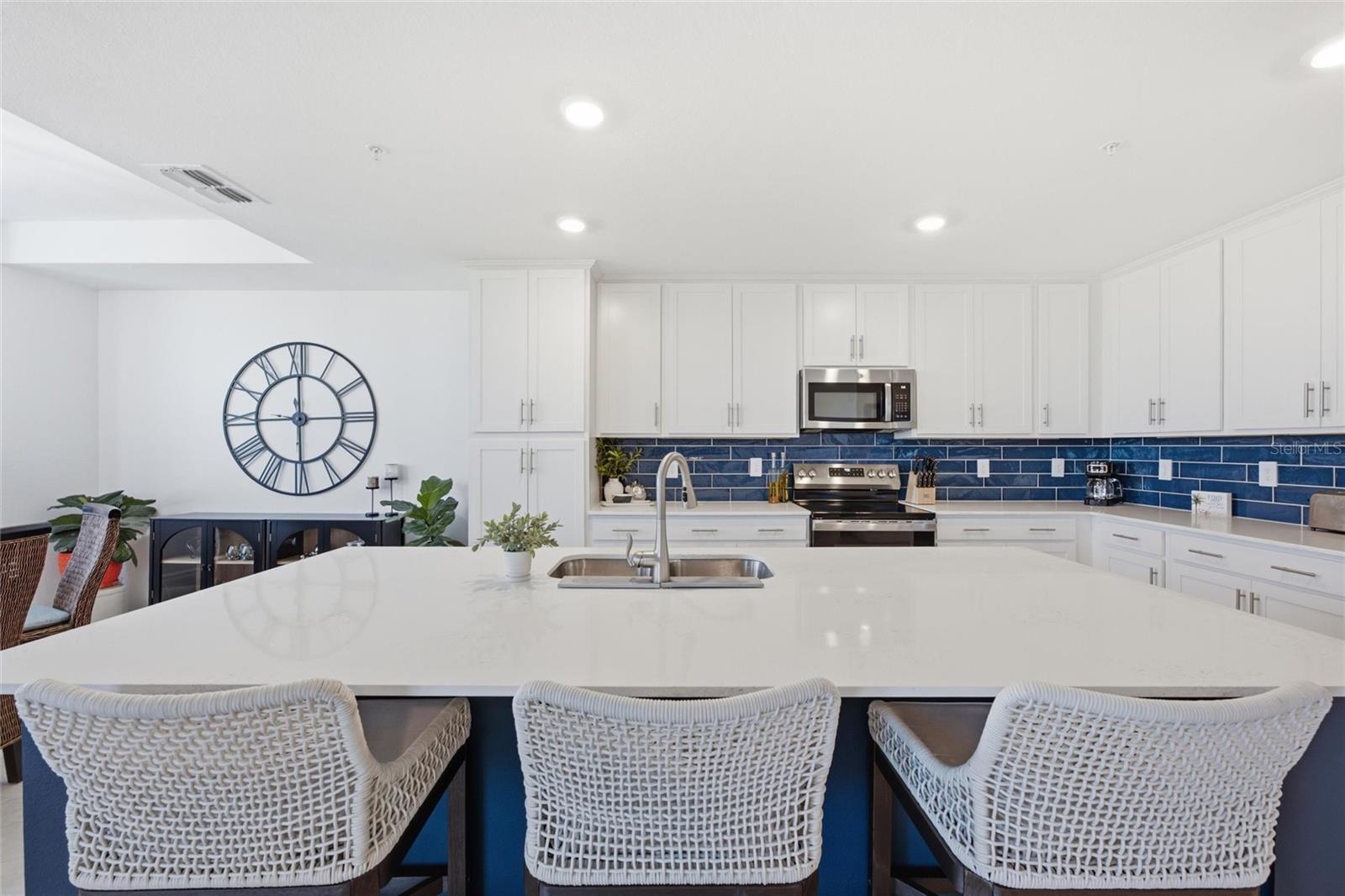 BUILDING 101/TER III/WELLEN PK - Residential Lease