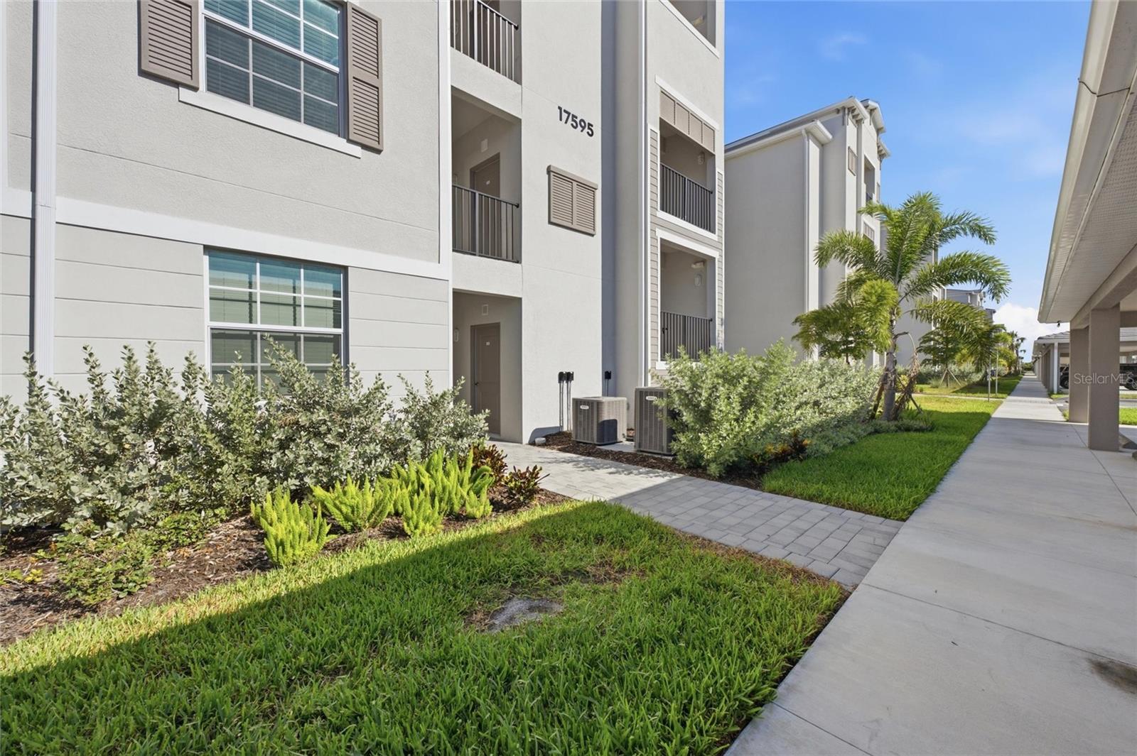 BUILDING 101/TER III/WELLEN PK - Residential Lease