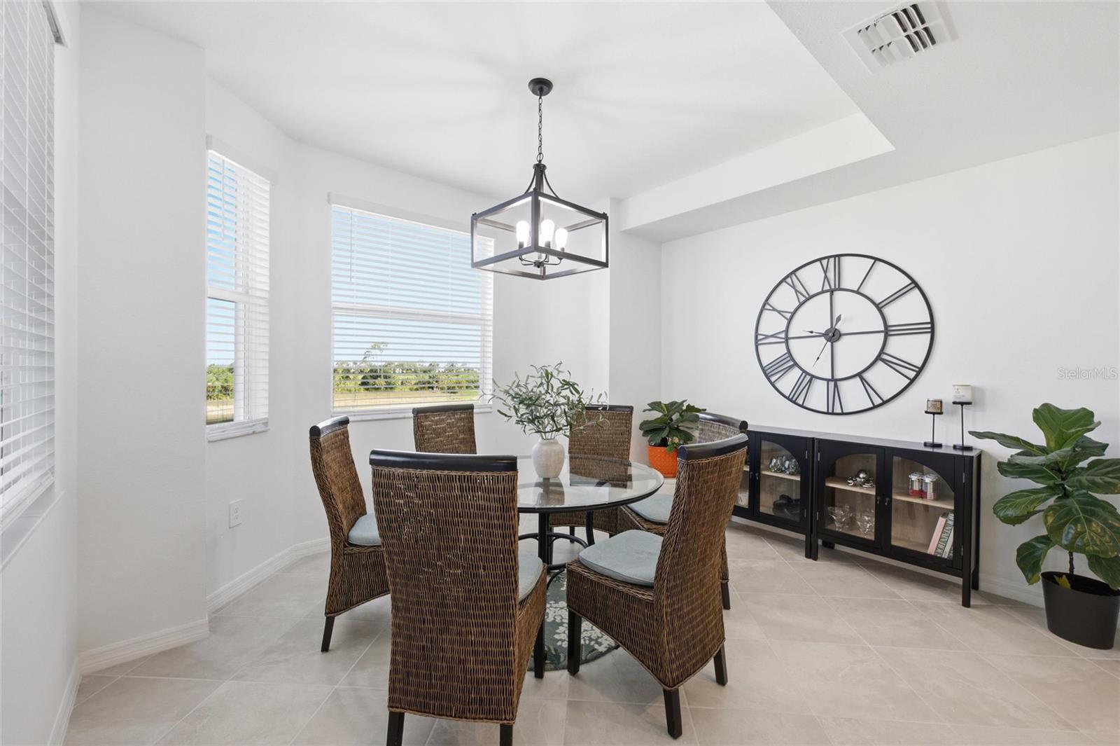 BUILDING 101/TER III/WELLEN PK - Residential Lease