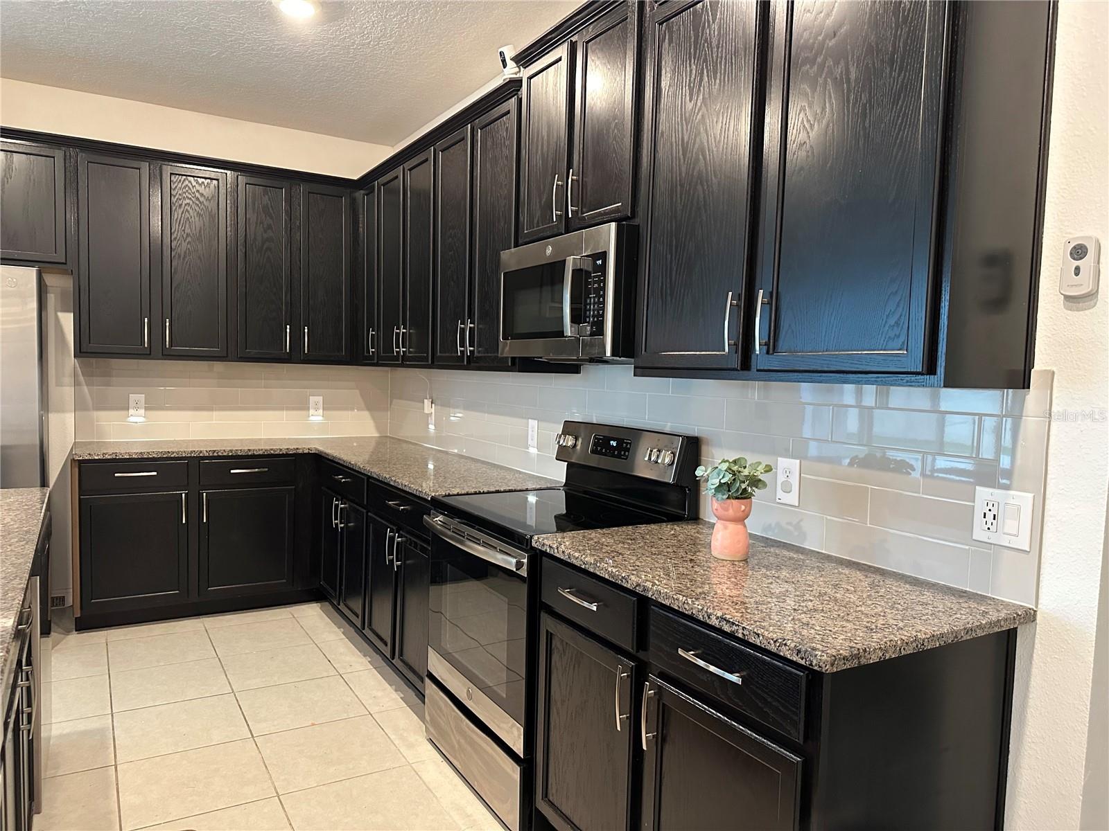 HANOVER RESERVE REP - Residential Lease