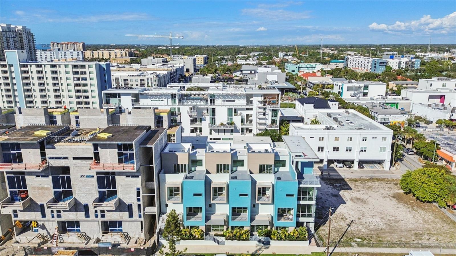 VISTA URBANA - Residential