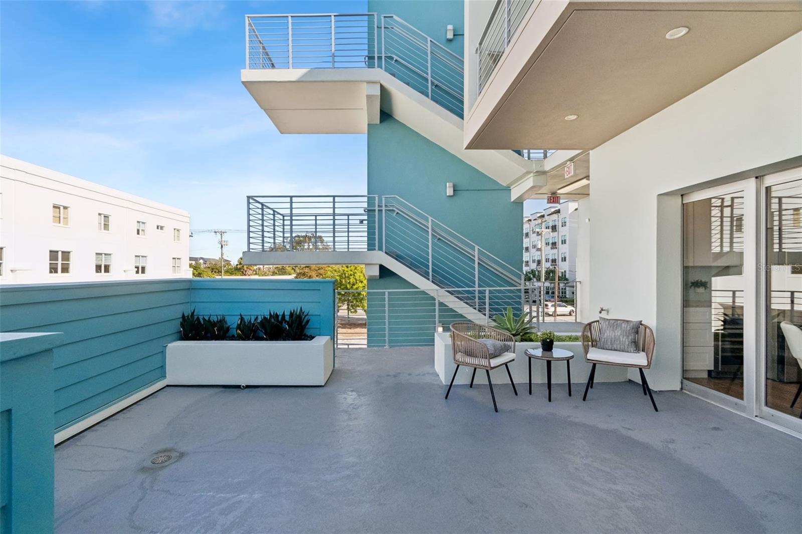 VISTA URBANA - Residential