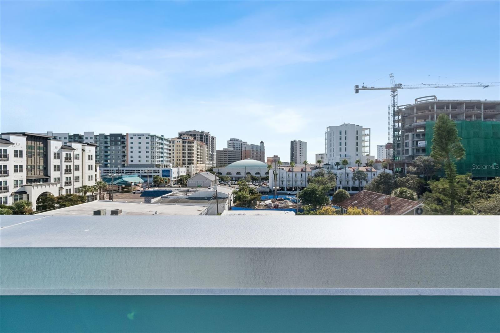 VISTA URBANA - Residential