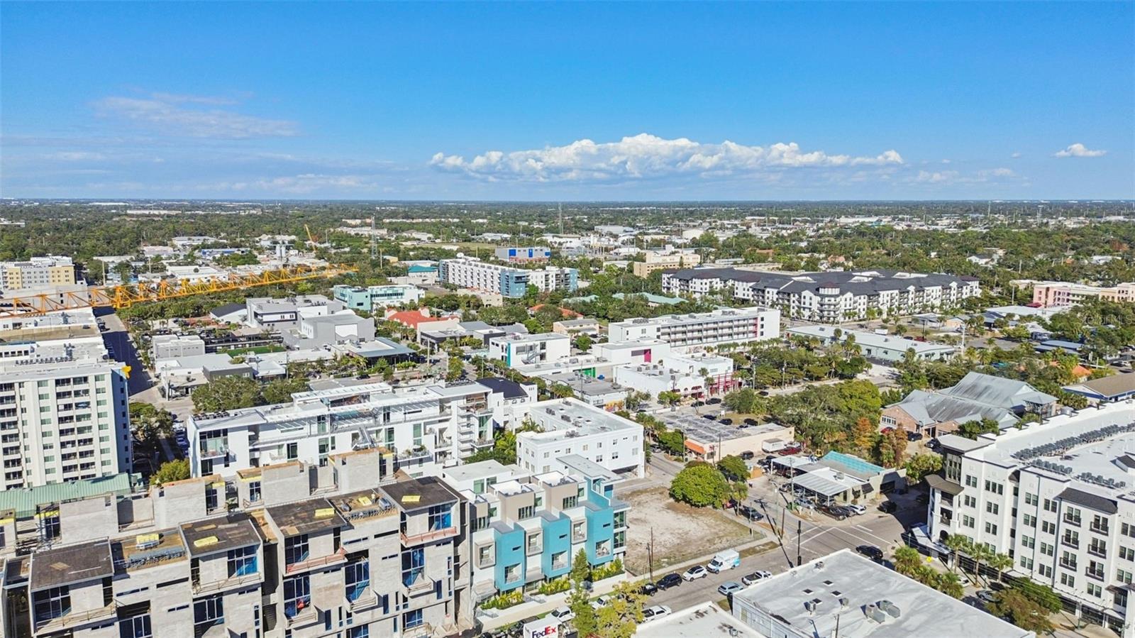 VISTA URBANA - Residential
