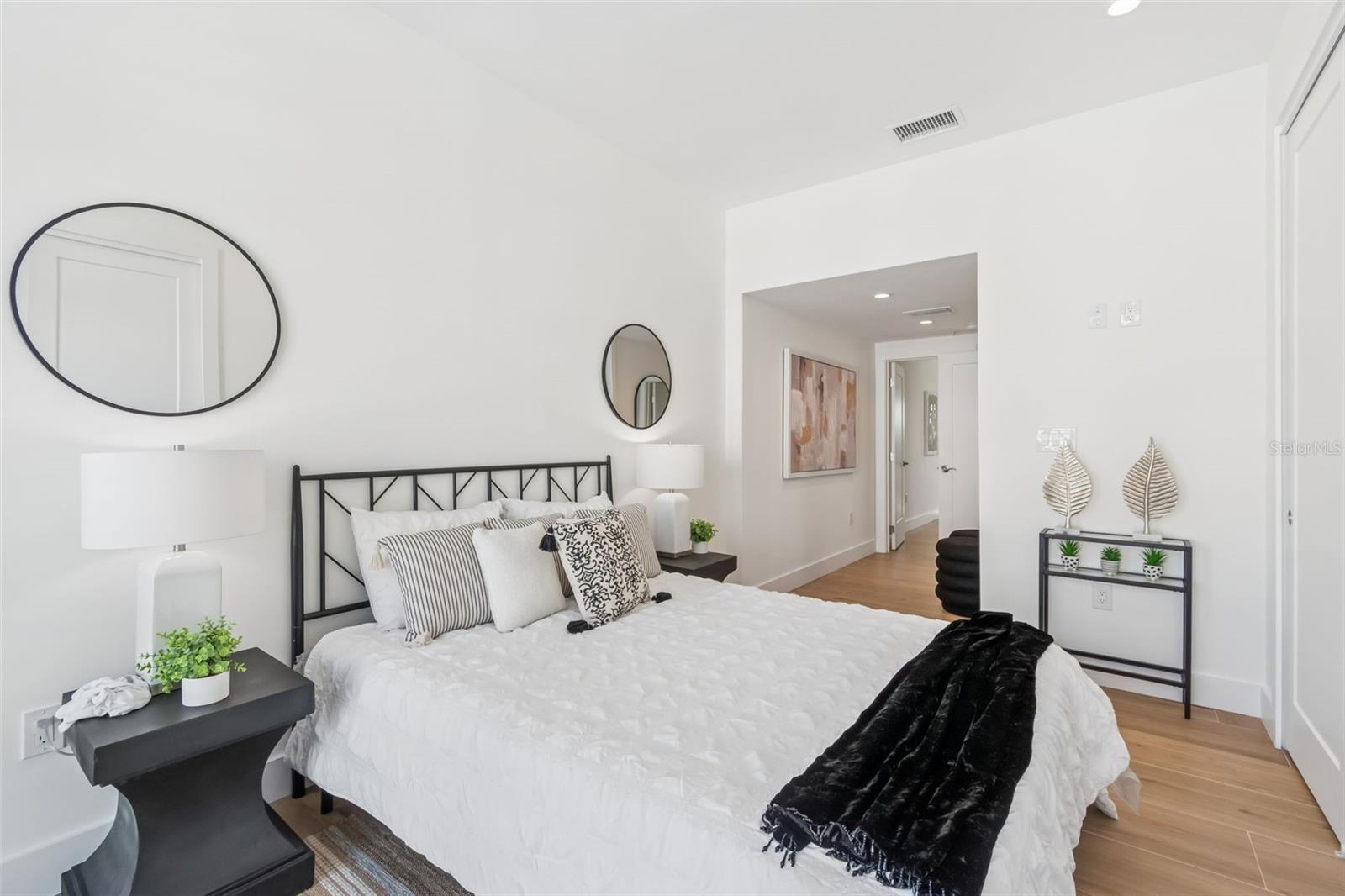 VISTA URBANA - Residential