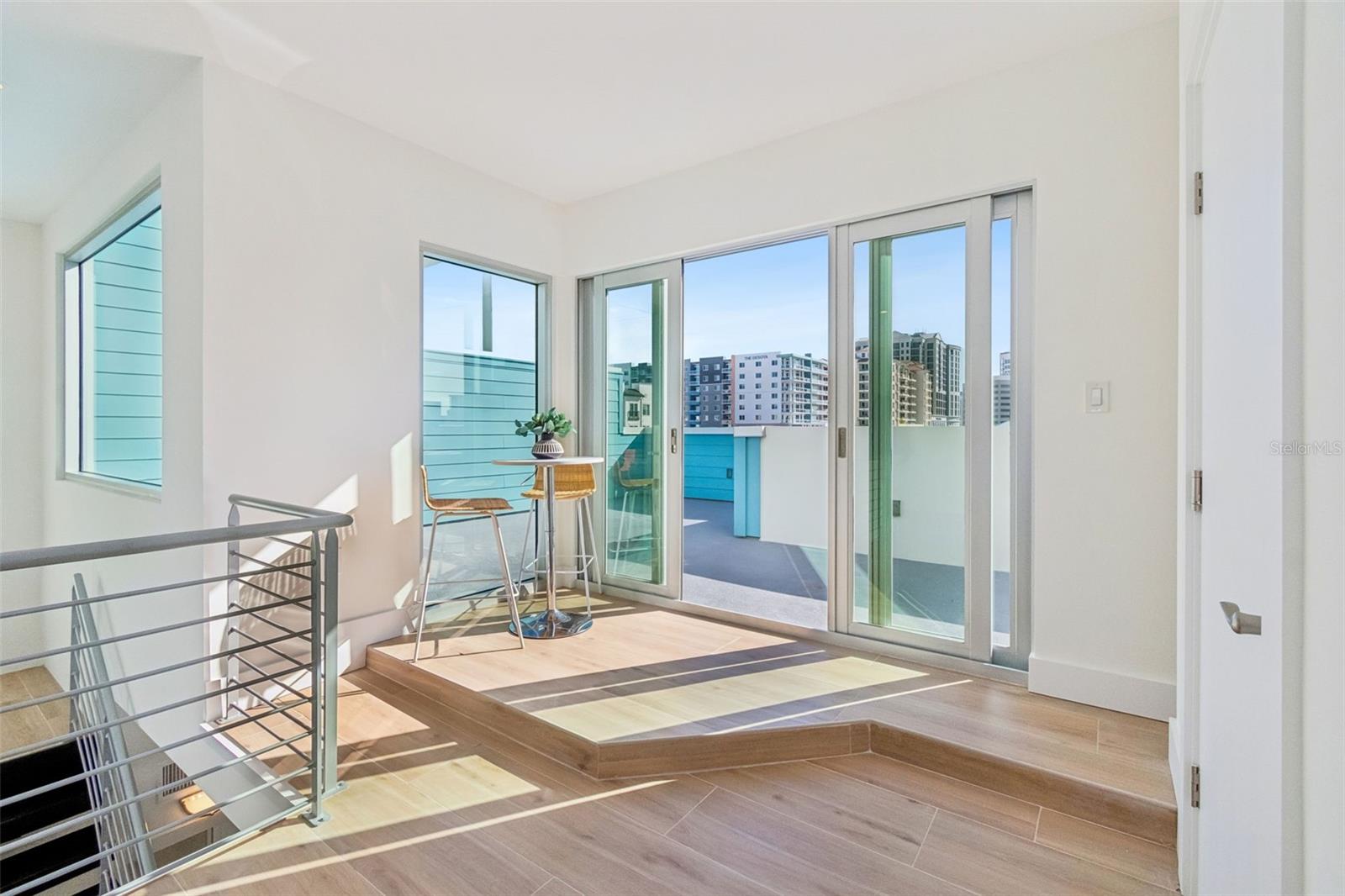 VISTA URBANA - Residential