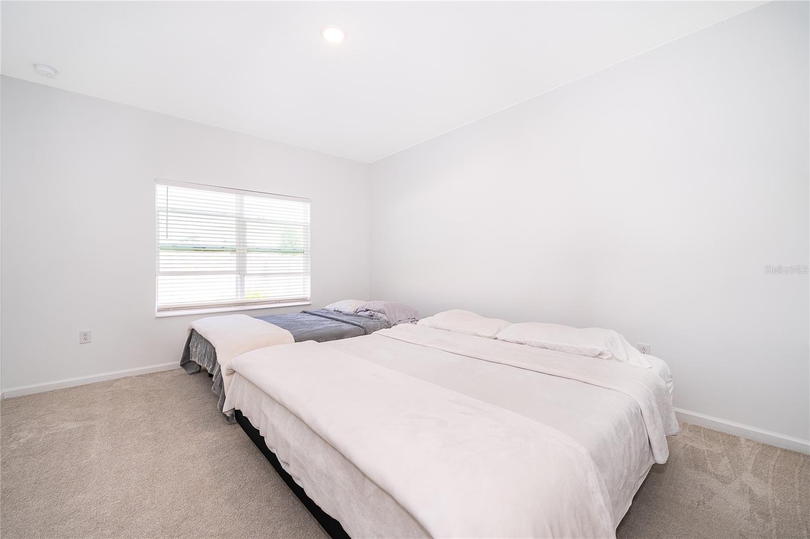 CYPRESS PARK ESTATES - Residential Lease