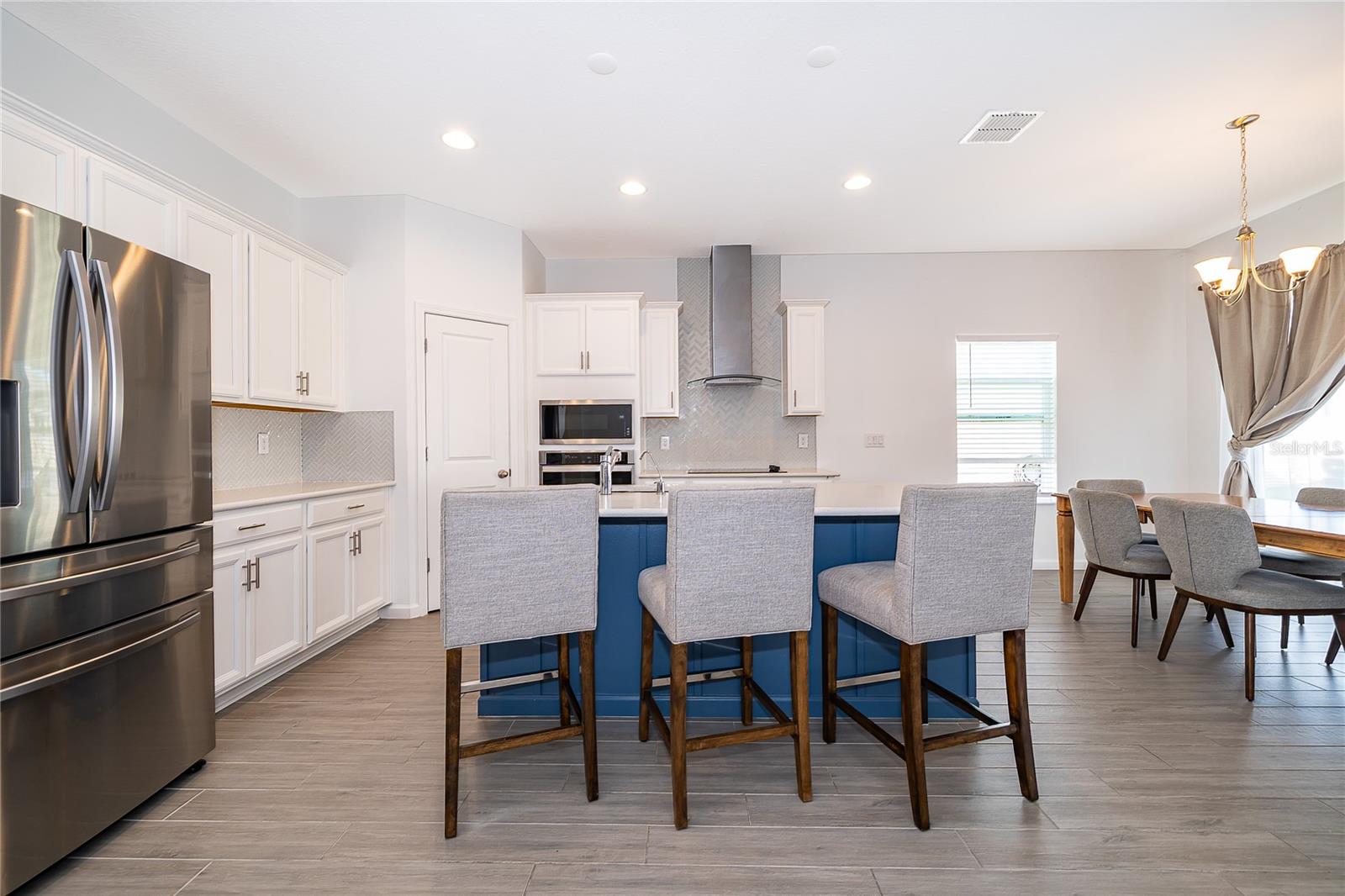 CYPRESS PARK ESTATES - Residential Lease