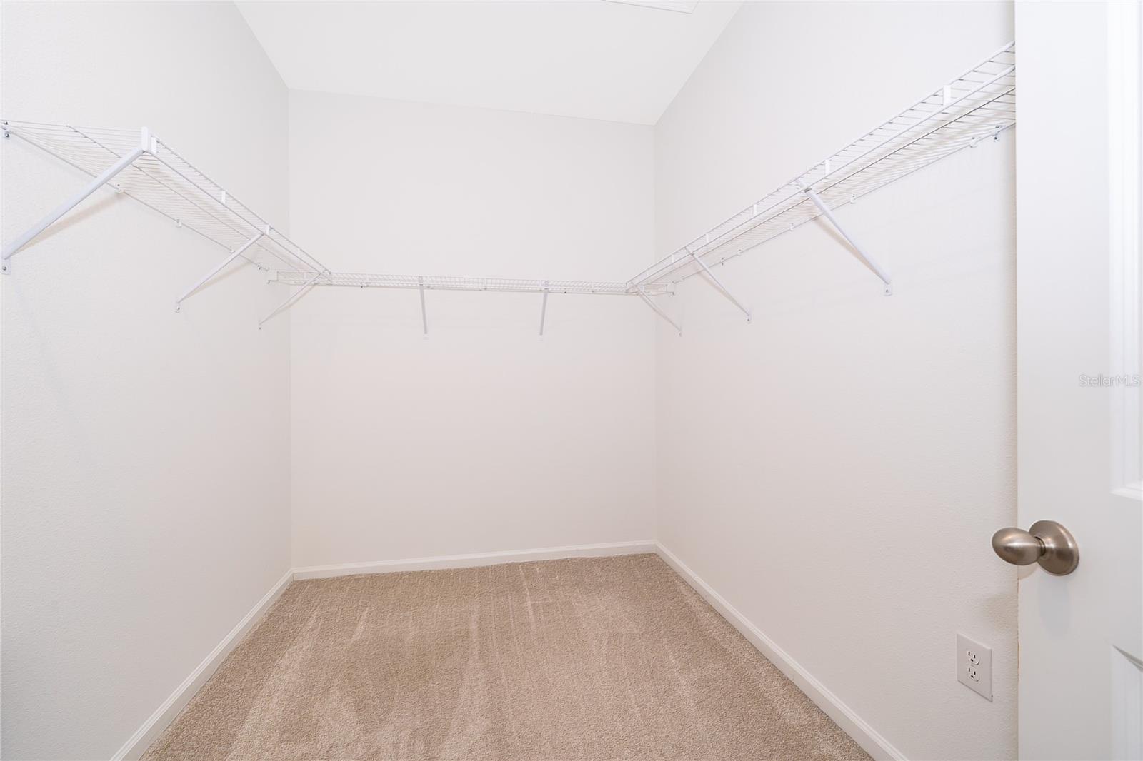 CYPRESS PARK ESTATES - Residential Lease