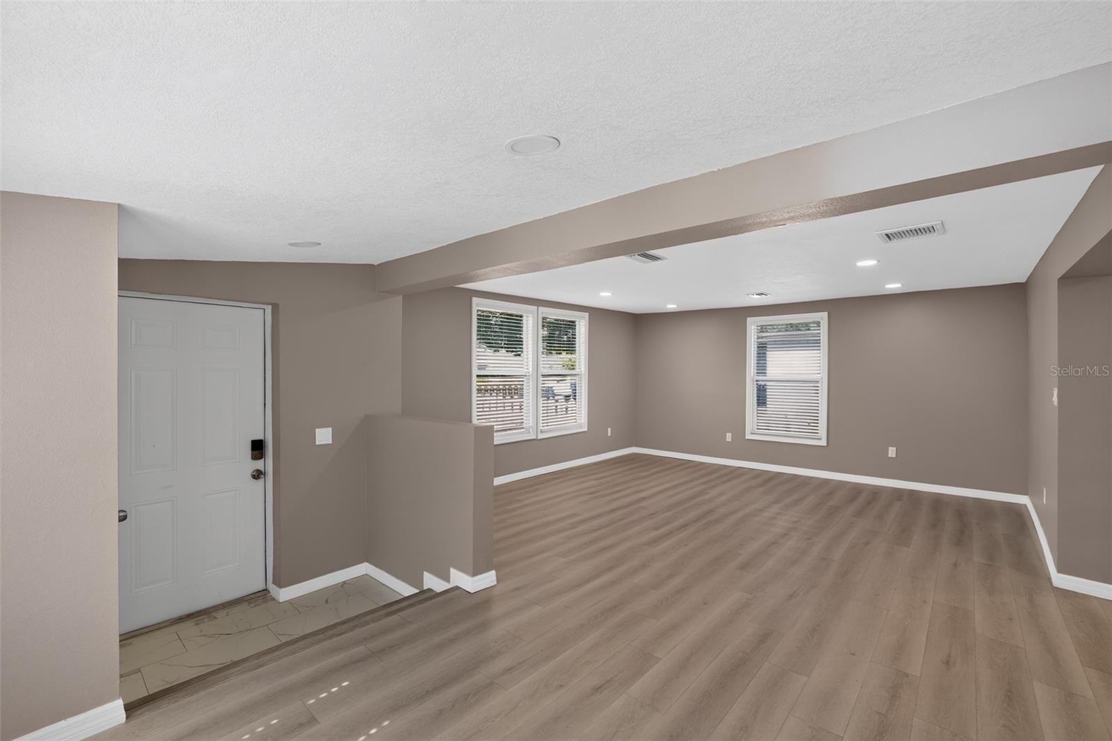 ORANGEWOOD - Residential
