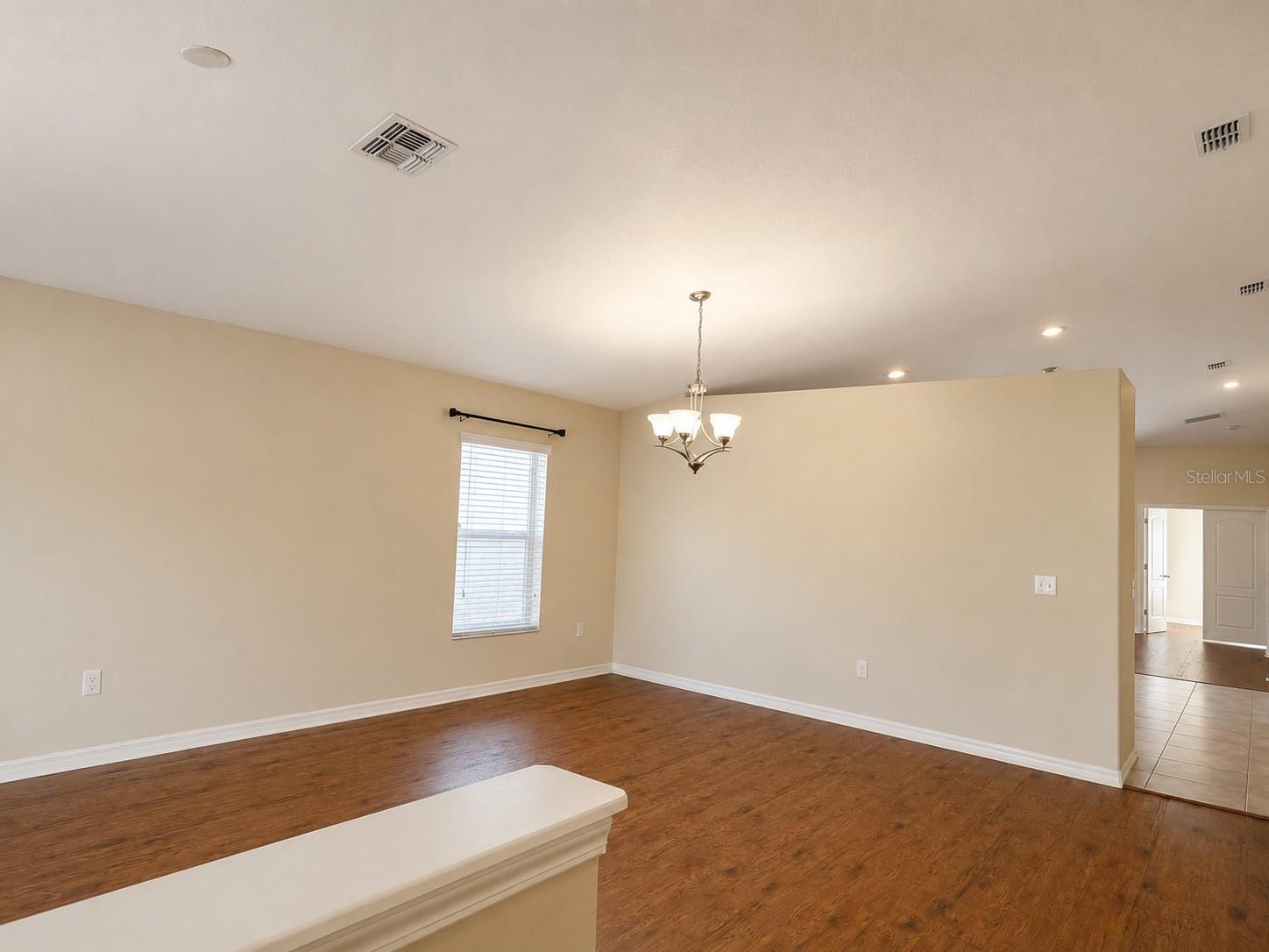 CYPRESS CREEK PHASE 2 LOT 7 BLOCK 9 - Residential