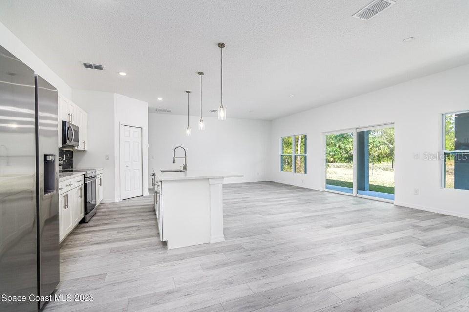 PORT MALABAR UNIT 32 - Residential
