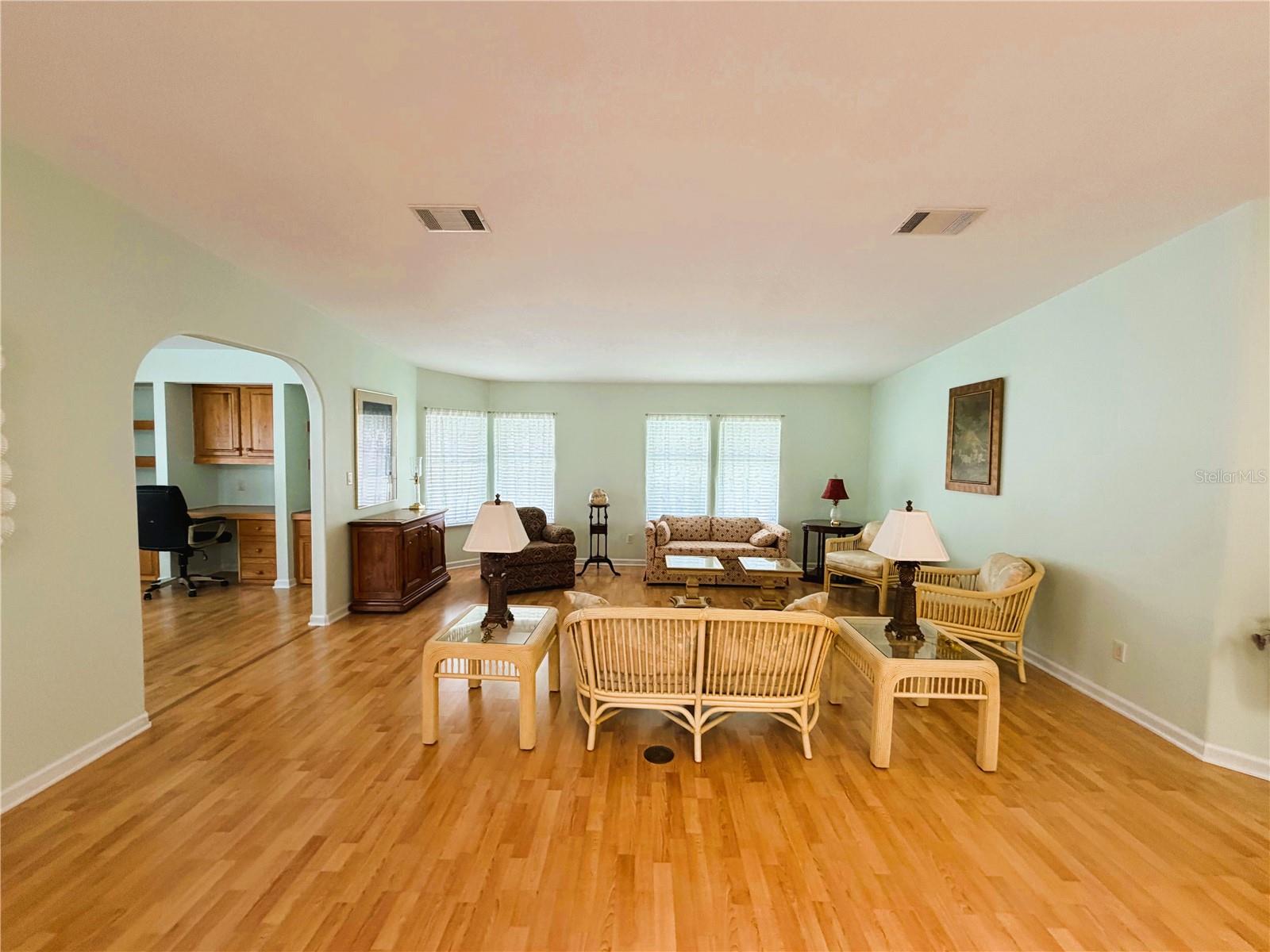 HAWTHORNE AT LEESBURG A COOP - Residential