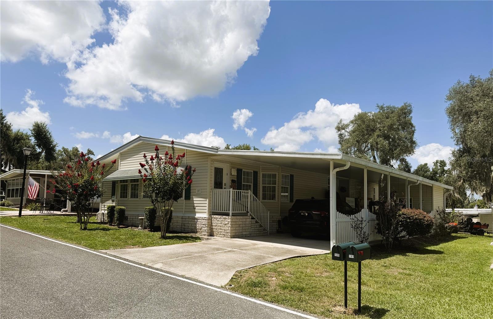 HAWTHORNE AT LEESBURG A COOP - Residential