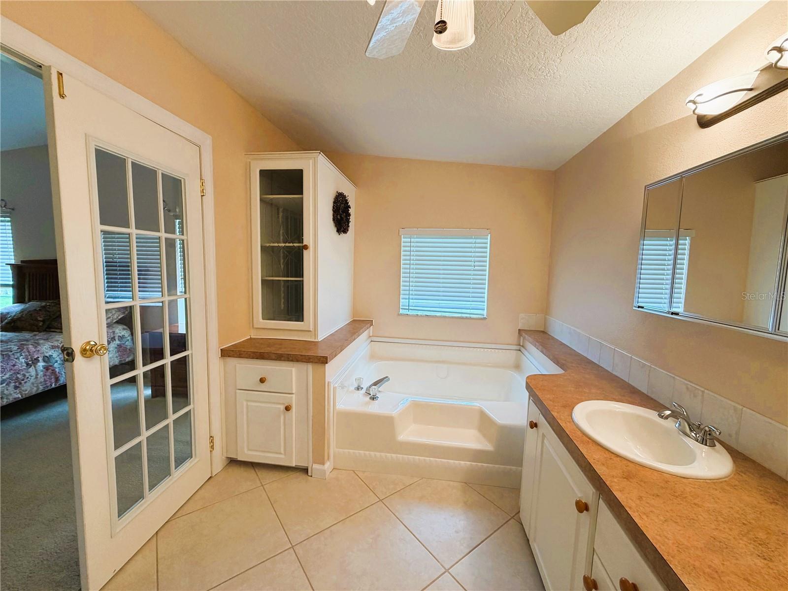 HAWTHORNE AT LEESBURG A COOP - Residential