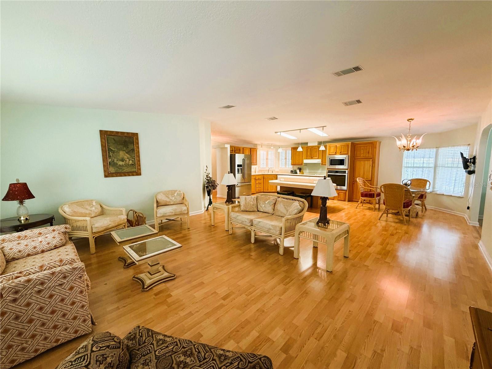 HAWTHORNE AT LEESBURG A COOP - Residential