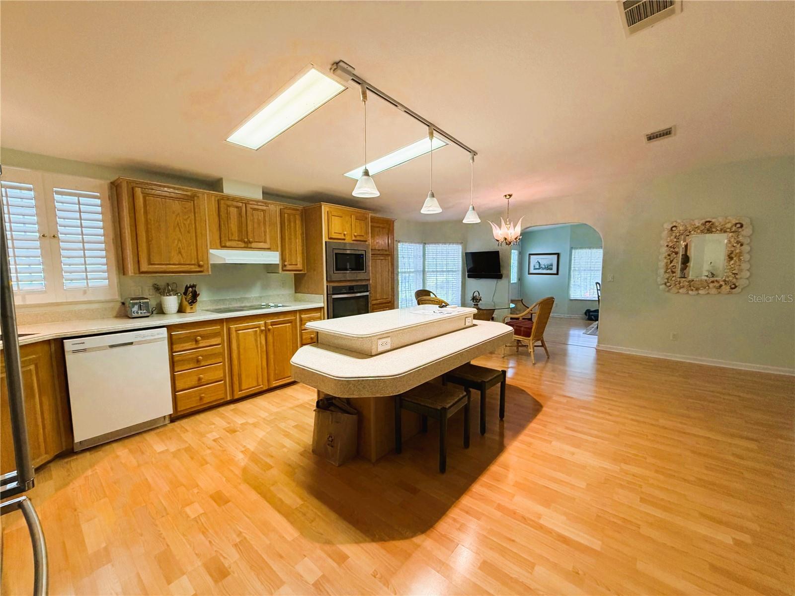 HAWTHORNE AT LEESBURG A COOP - Residential