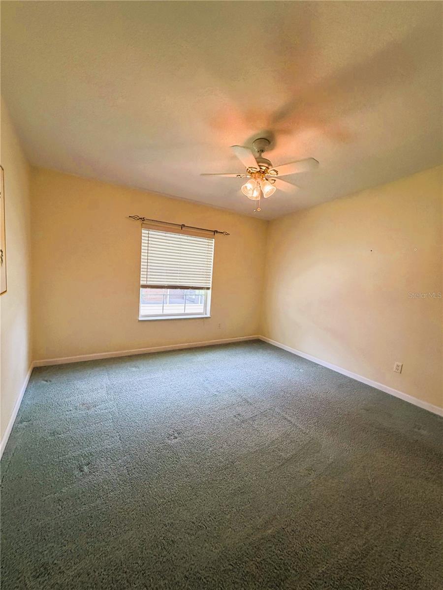 HAWTHORNE AT LEESBURG A COOP - Residential
