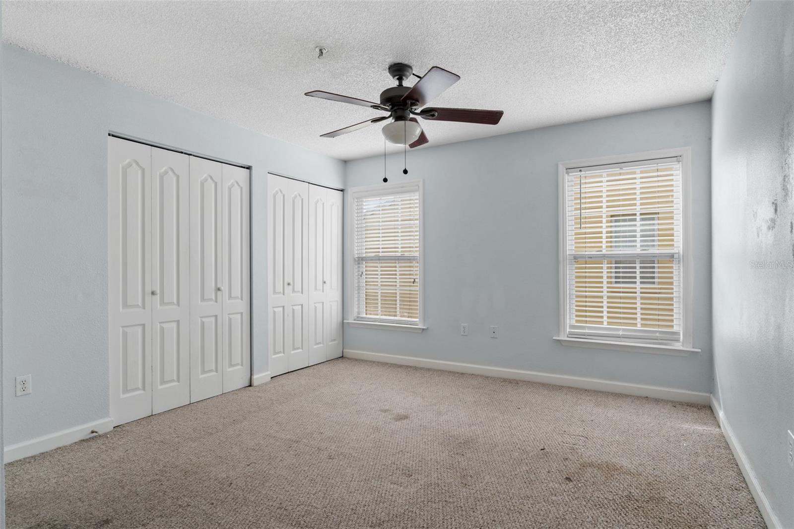 MIRIADA CONDO - Residential