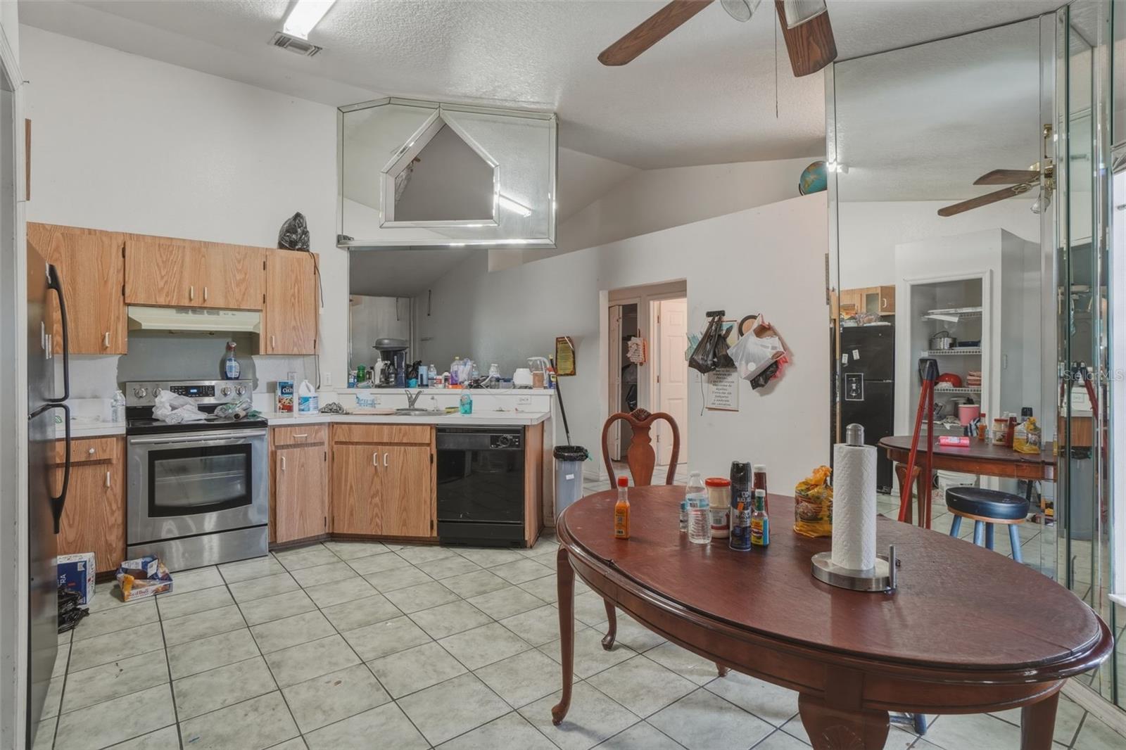 ORANGE HEIGHTS - Residential