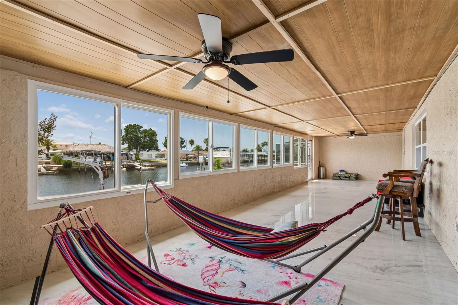 LEISURE BEACH - Residential