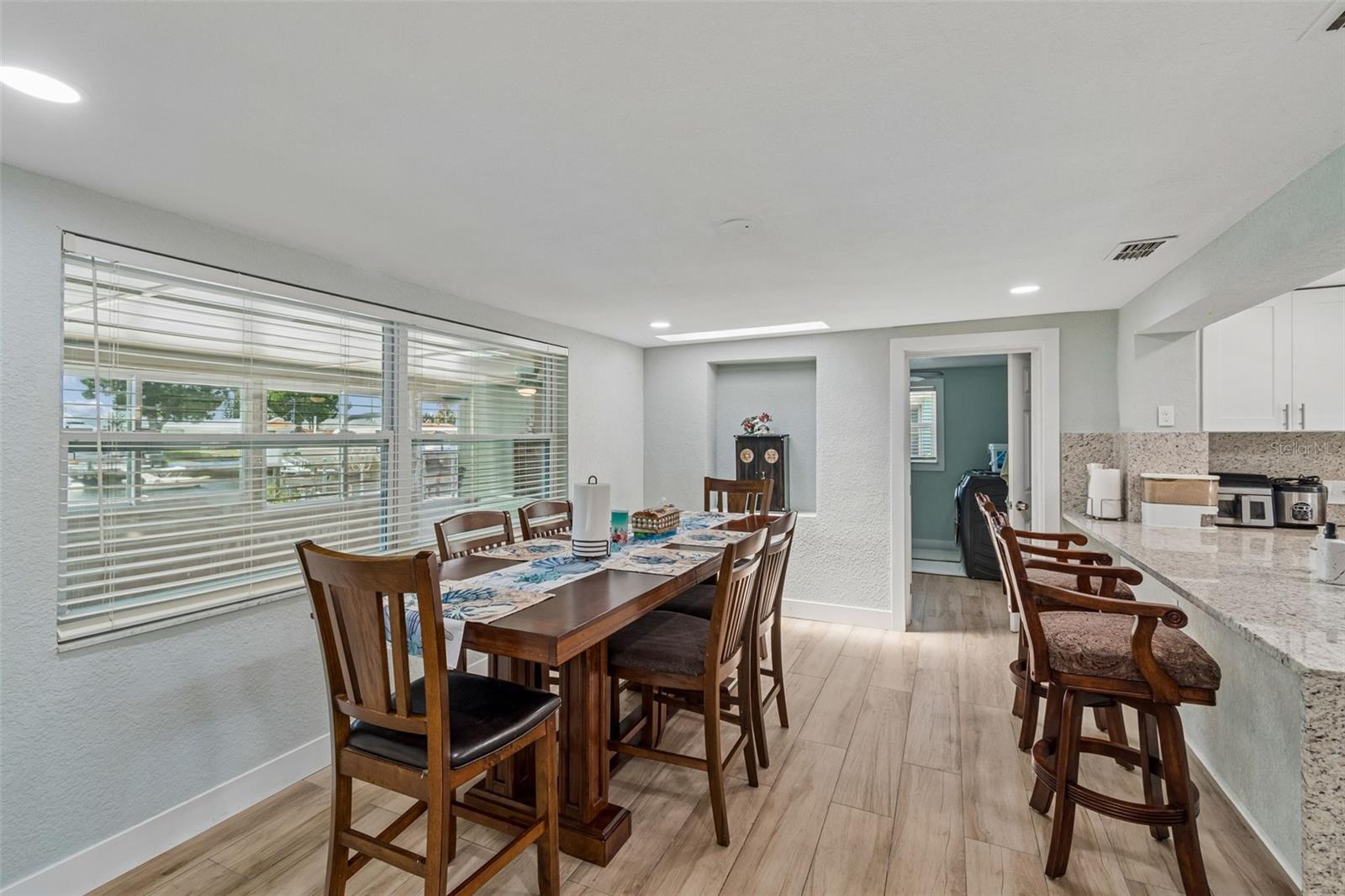 LEISURE BEACH - Residential