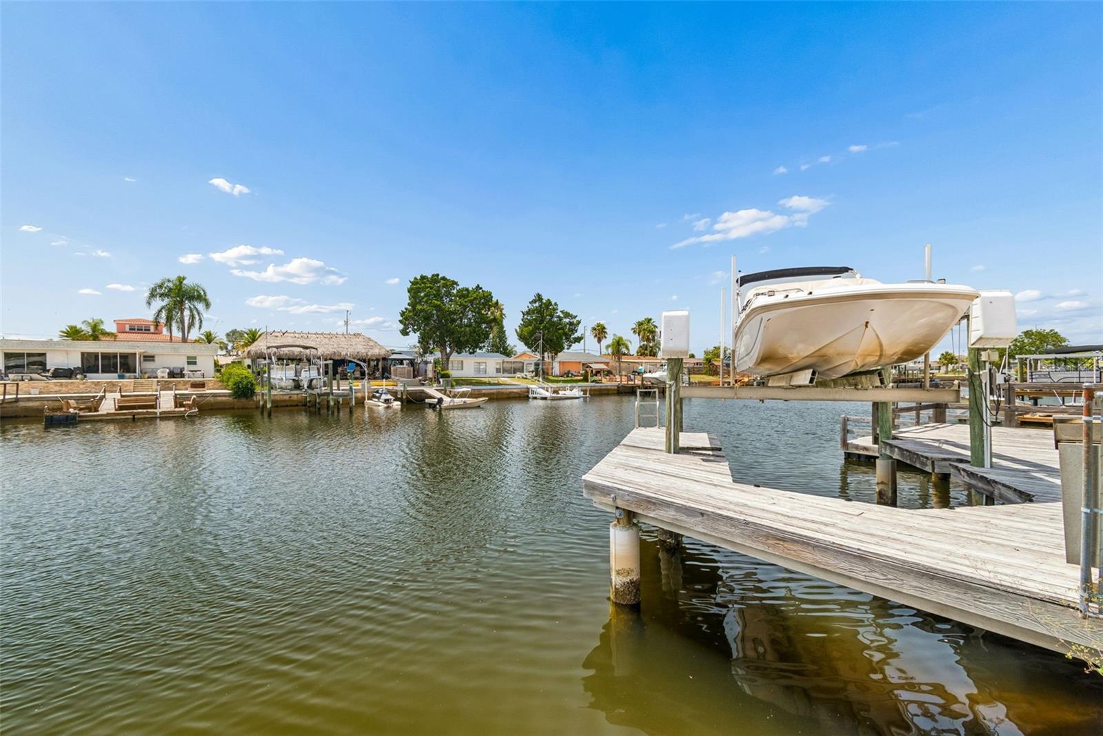 LEISURE BEACH - Residential