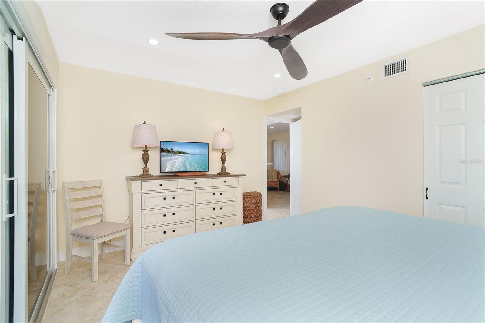PLACIDA BEACH PH 02 BLDG 04 - Residential
