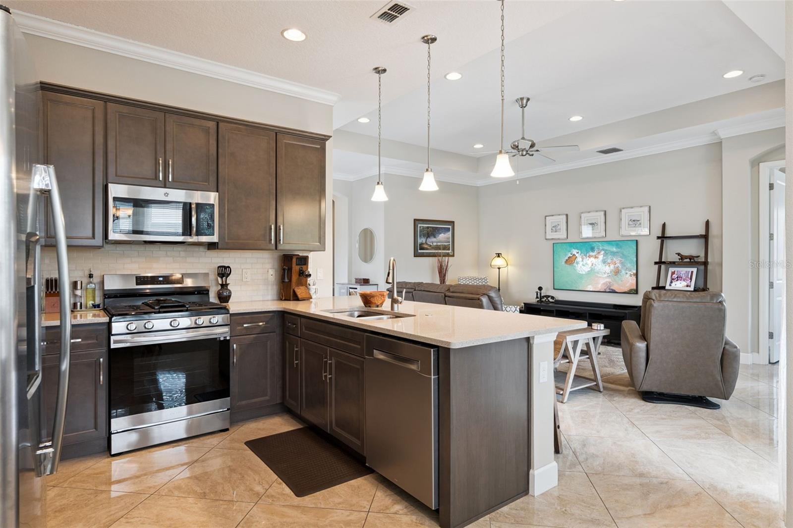 VICTORIA GARDENS PH 4 - Residential