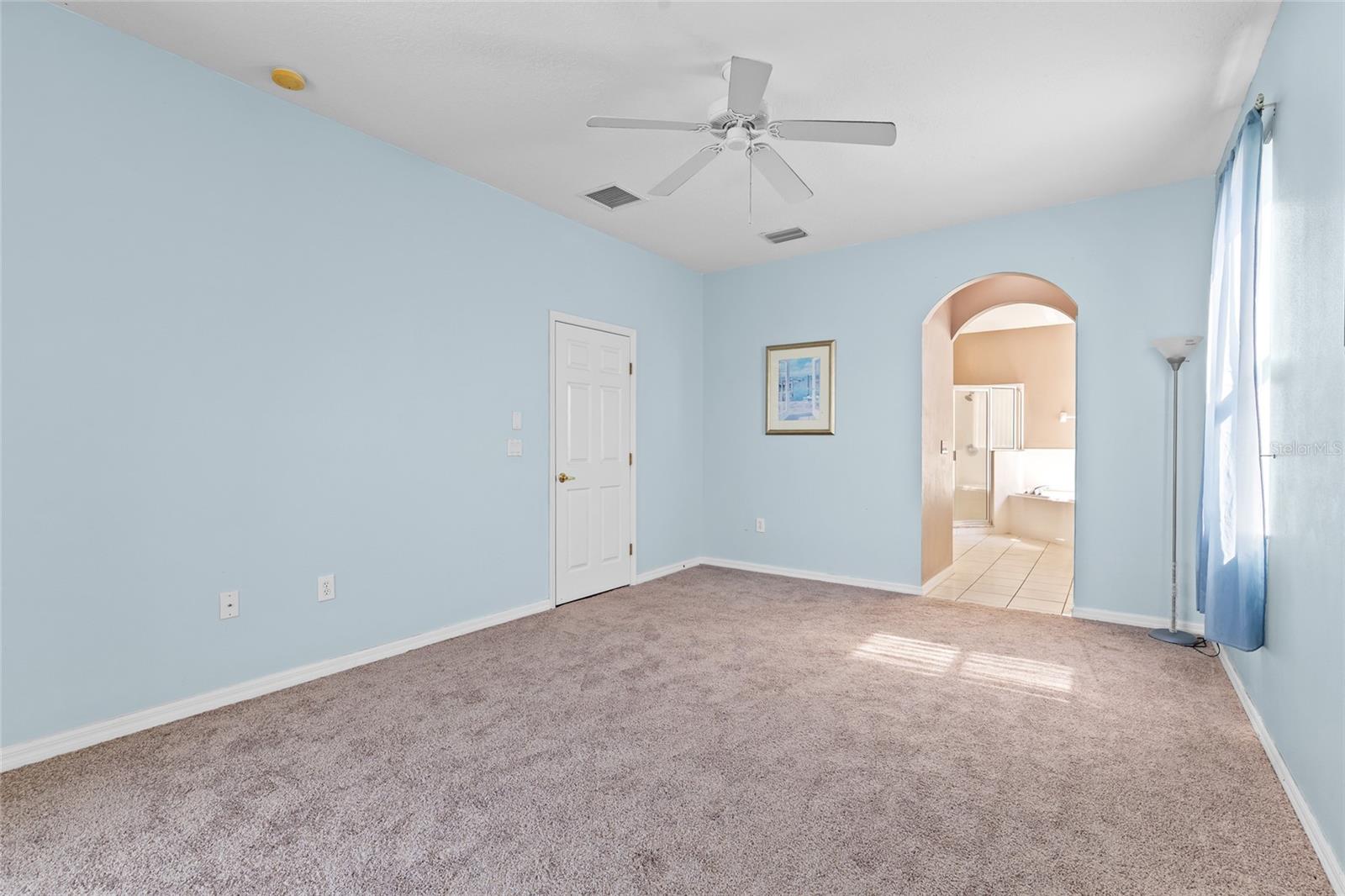 CALABAY PARC AT TOWER LAKE - Residential