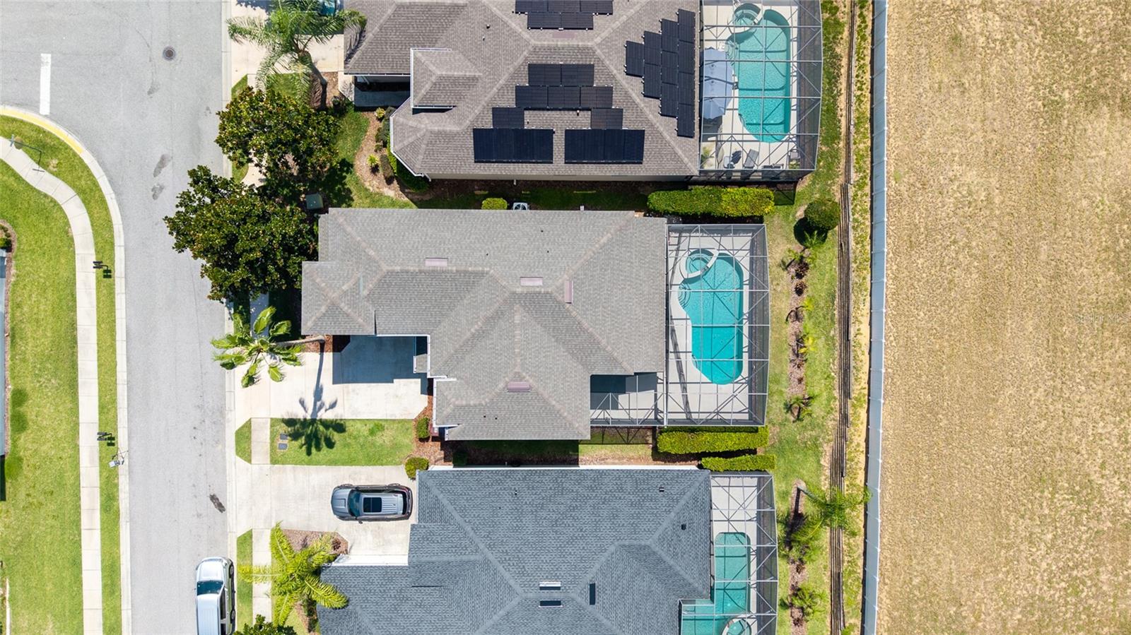 CALABAY PARC AT TOWER LAKE - Residential