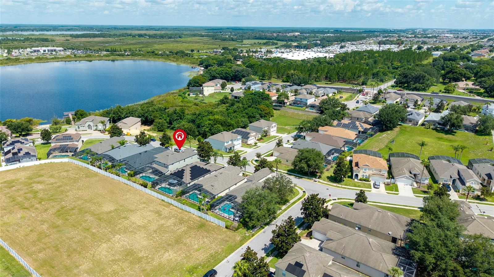 CALABAY PARC AT TOWER LAKE - Residential