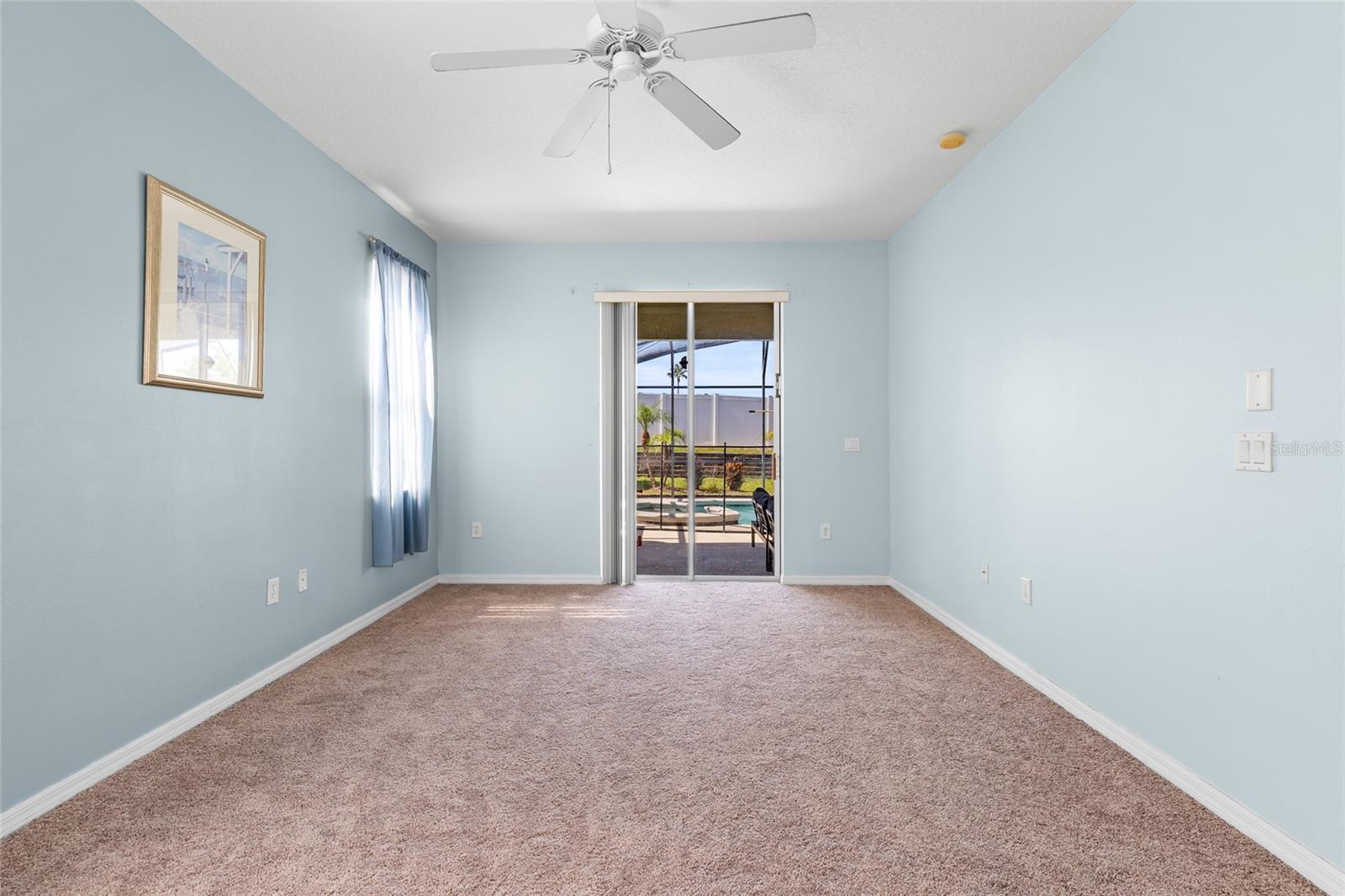 CALABAY PARC AT TOWER LAKE - Residential